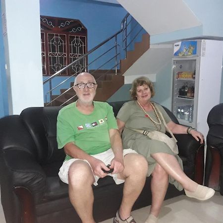 Hotel Blue Whale Jaffna Esterno foto